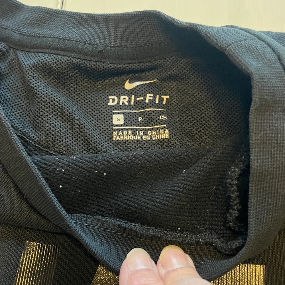 Nike/long sleeve sweatshirt/S/Dri fit/black - Picture 2 of 5